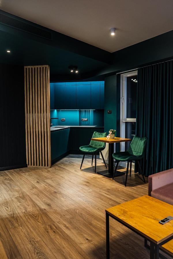 Fillhus Apartments พอซนาน ภายนอก รูปภาพ