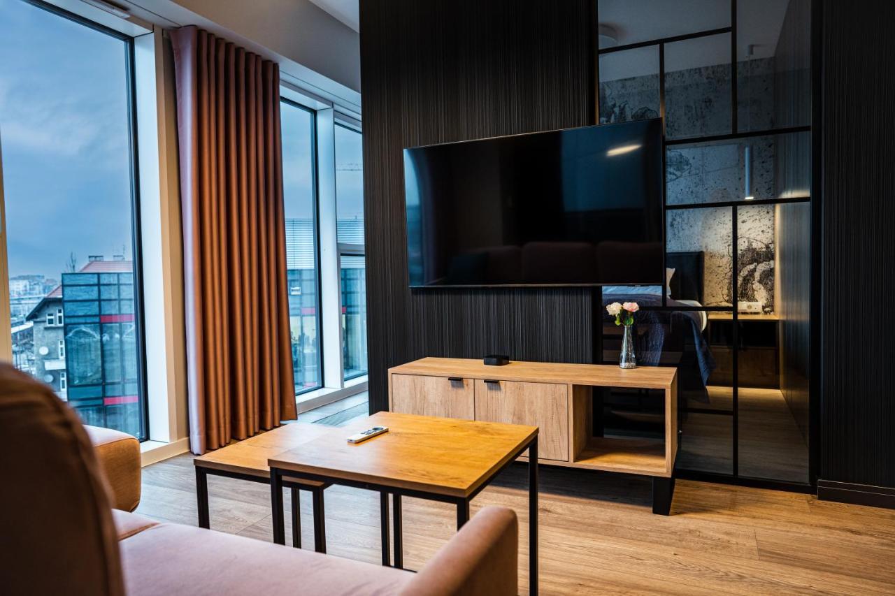 Fillhus Apartments พอซนาน ภายนอก รูปภาพ