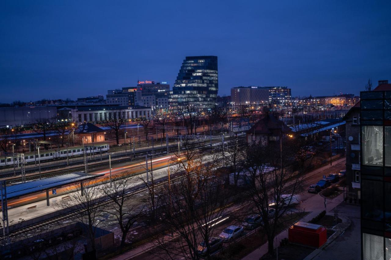 Fillhus Apartments พอซนาน ภายนอก รูปภาพ