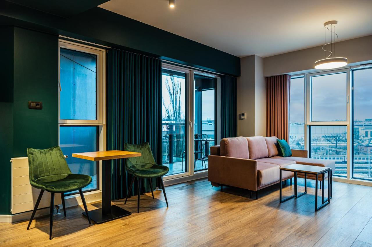 Fillhus Apartments พอซนาน ภายนอก รูปภาพ