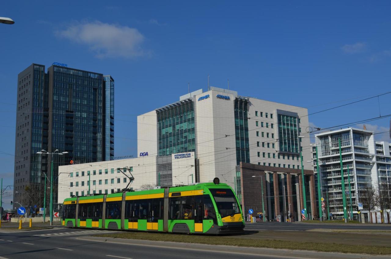 Fillhus Apartments พอซนาน ภายนอก รูปภาพ