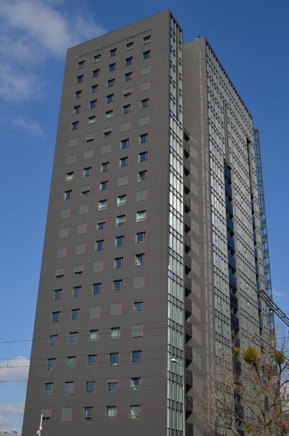 Fillhus Apartments พอซนาน ภายนอก รูปภาพ